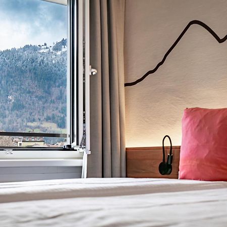 Hotel Merkur - West Station Interlaken Buitenkant foto